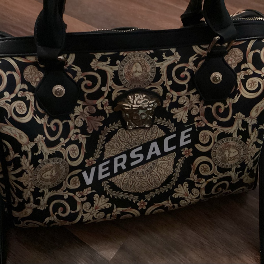 Women speedy bag